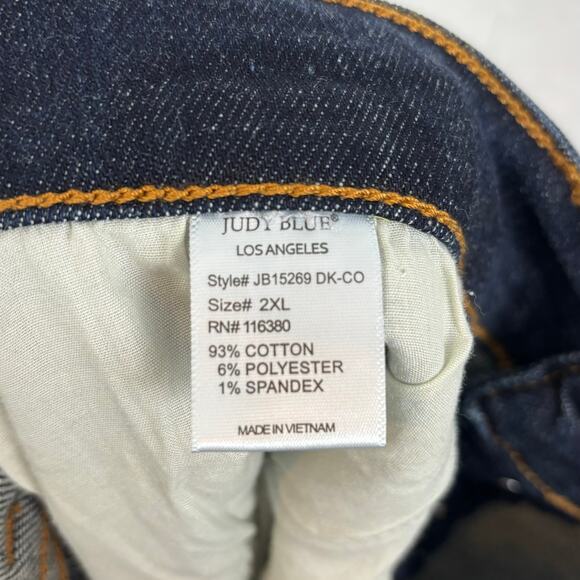 Judy Blue Dark Wash Button Fly Denim Cutoff Shorts Plus Size 2XL - Picture 4 of 4